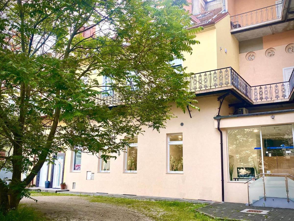 Rainbow House Rooms Marburgo Esterno foto